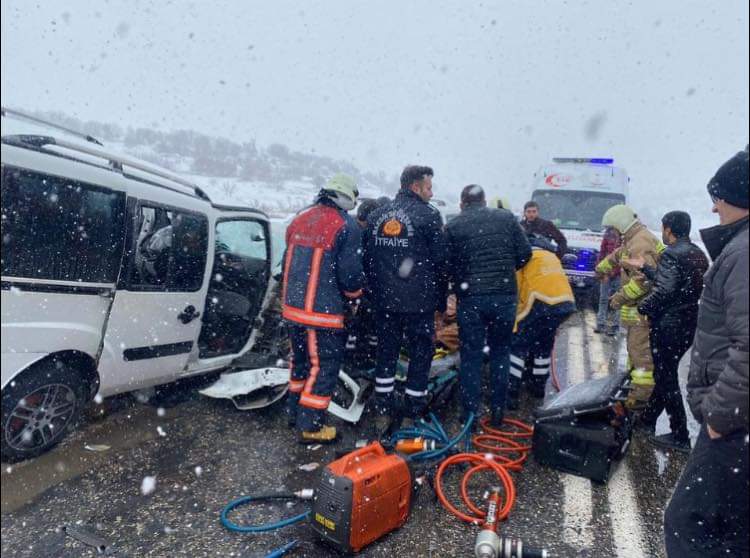 Mardin’de trafik kazası: 4 ölü 5 yaralı