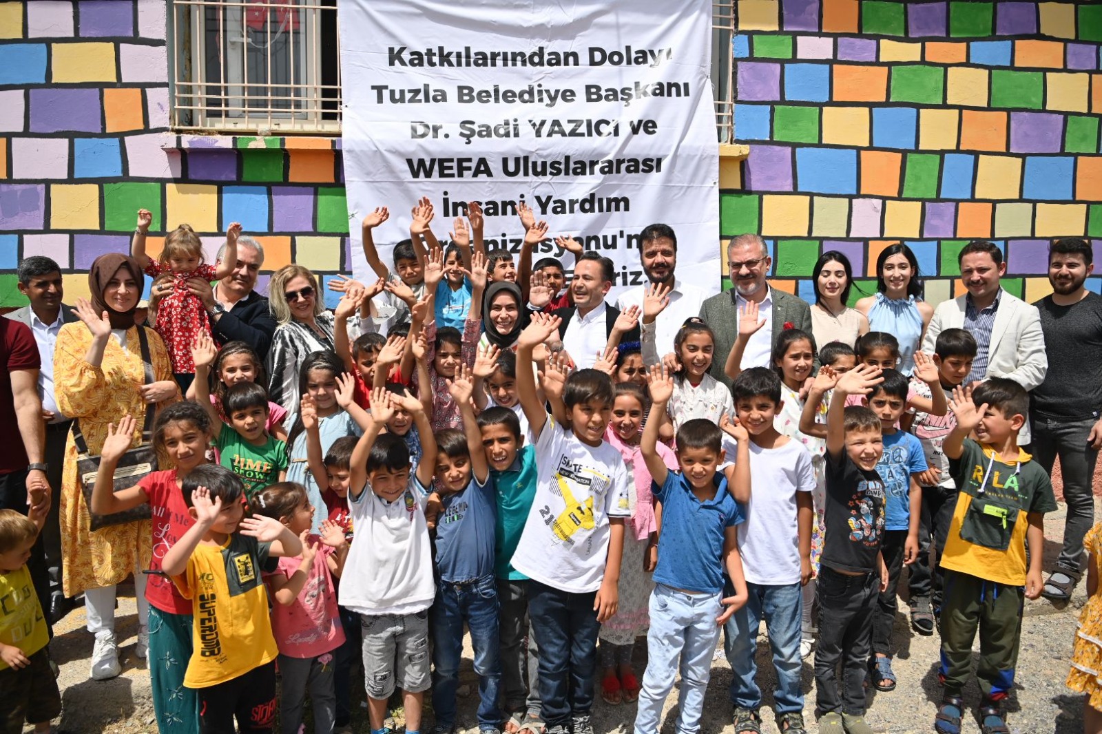 İstanbul Tuzla Belediyesi Kızıltepe’de okul onardı 