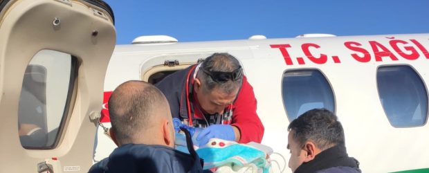 Mardin’de ambulans uçak, Zehra Beren bebek için havalandı