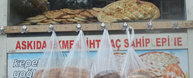 Osmanlı’nın ‘askıda ekmek’ geleneği Mardin’de yaşatılıyor