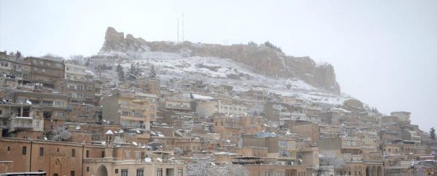 Mardin’de kar sürprizi