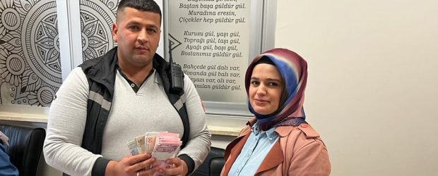 Mardin’de güvenlik görevlisinden örnek davranış: Bulduğu parayı depremzede olan sahibine ulaştırdı