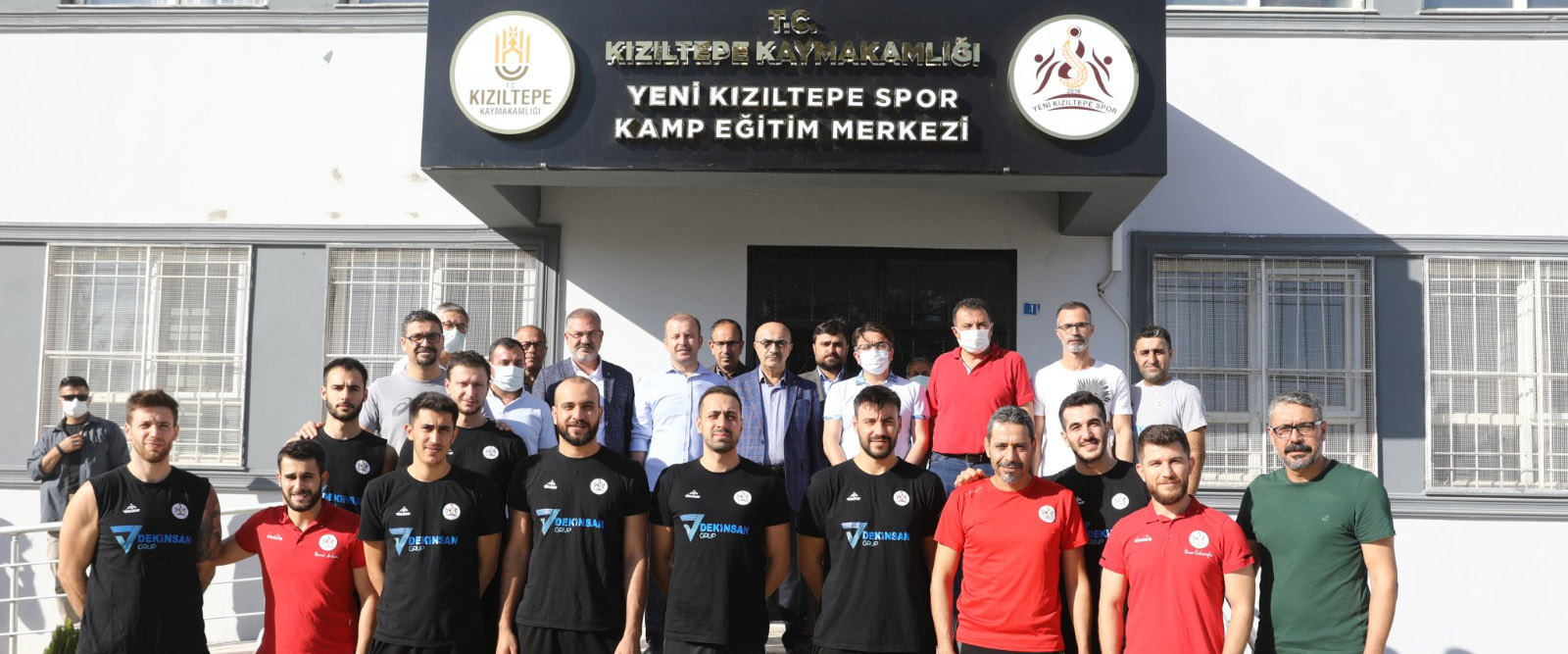 Vali Demirtaş’tan Yeni Kızıltepe Spor’a destek ziyareti