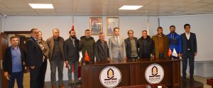 Kızıltepe Belediyesi futbol kulüplerine nakdi destekte bulundu