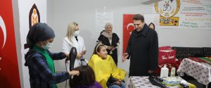 Kızıltepe Belediyesi’nden görme engelli bireylere ücretsiz kuaför hizmeti