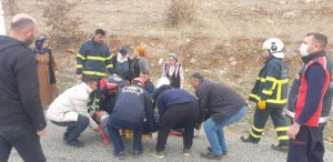 Mardin’de devrilen okul servisindeki 14 kişi yaralandı