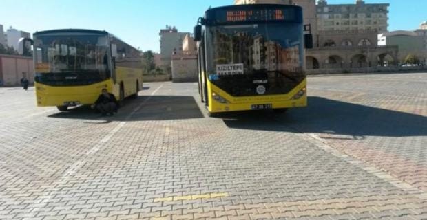 Belediye otobüsünün duraklarda durmaması tepkilere neden oluyor