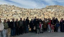 Depremzede aileler MAÜ Turizm Fakültesi hocaları rehberliğinde tarihi şehir Mardin’i gezdi