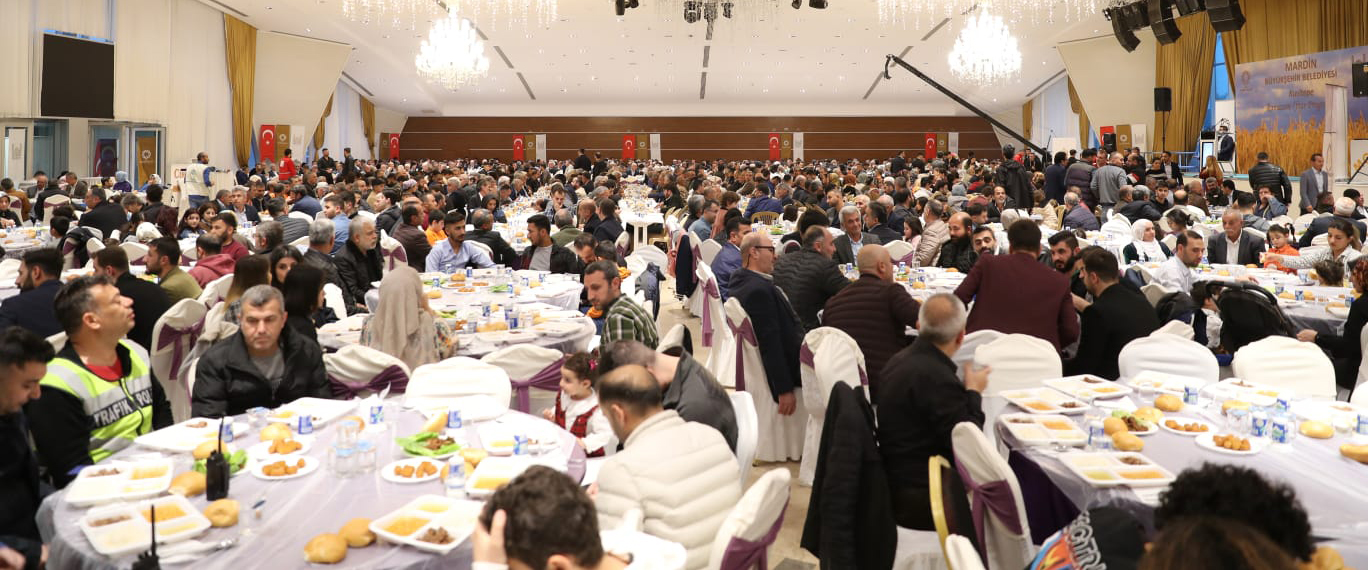 Kızıltepe’de geniş katılımlı iftar programı düzenlendi