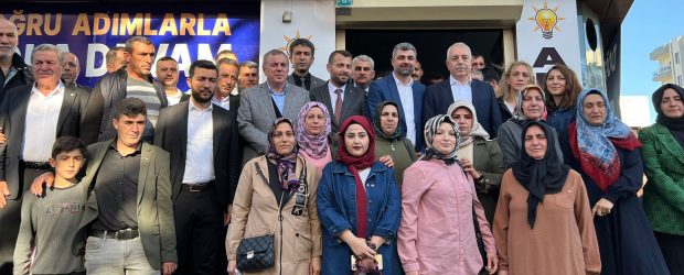 AK Parti Mardin Milletvekili adayı Faruk Kılıç seçim çalışmasını Dargeçit’te sürdürdü  