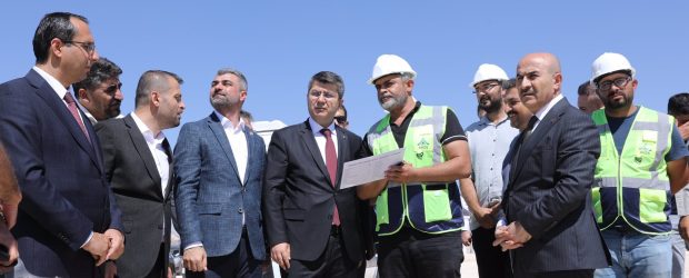 Bakan Yardımcısı Kırbıyık, Mardin’de sağlık yatırımlarını inceledi