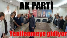 AK Parti Yenilenmeye gidiyor